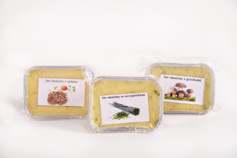 ser-smażony-z-ziołami-z-grzybami-ze-szczypiorkiem